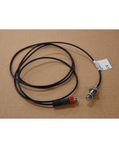 Sensor induktiv