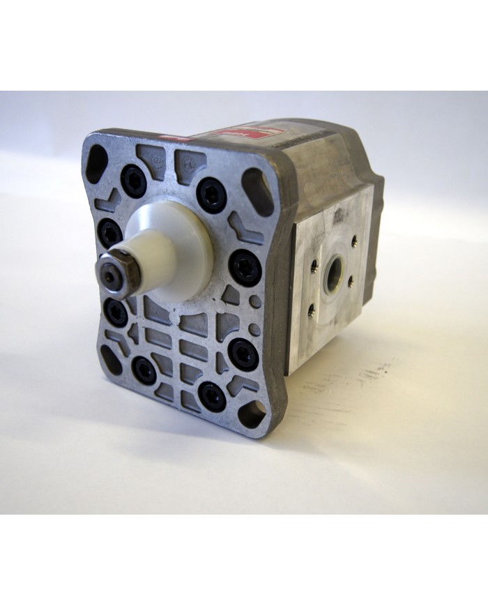 4-Lochflansch, Welle Kegel 1:8